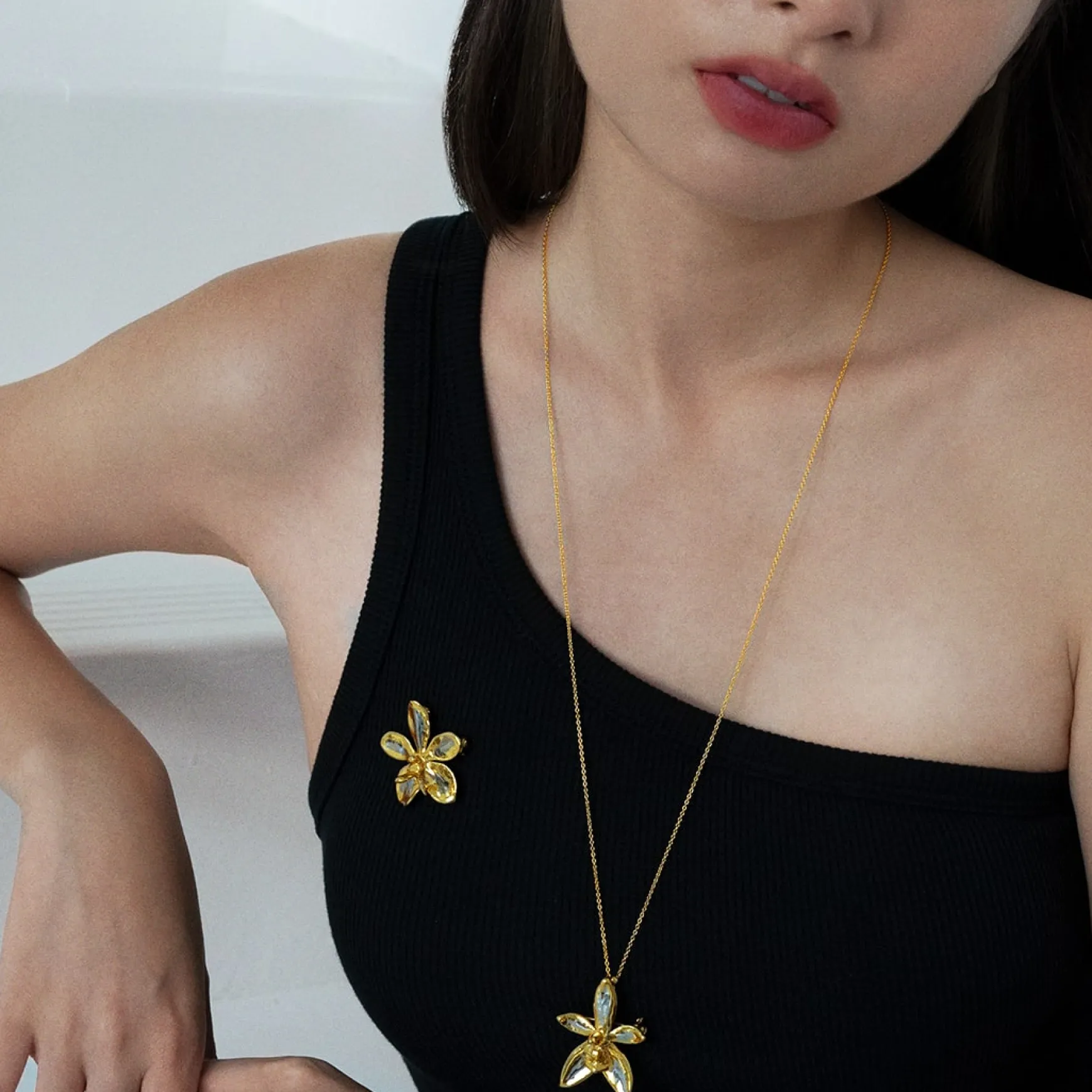 Aeridovanda Vieng Ping Orchid Brooch/Pendant (PG)