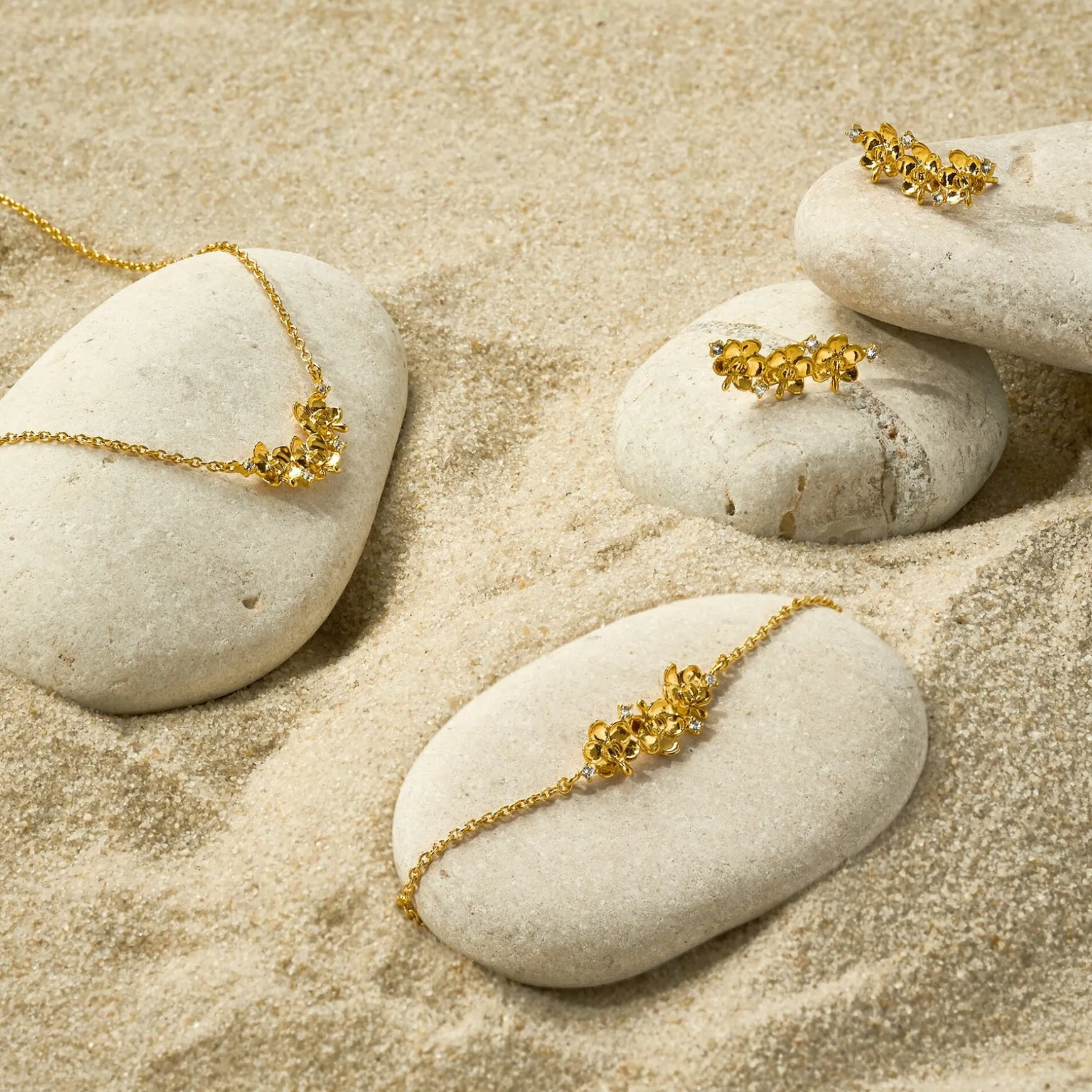 Ascocenda Garden Bracelet