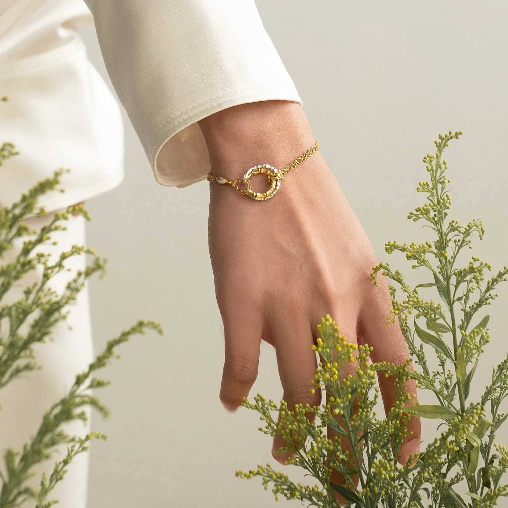Bamboo Twist Bracelet with White Sapphires