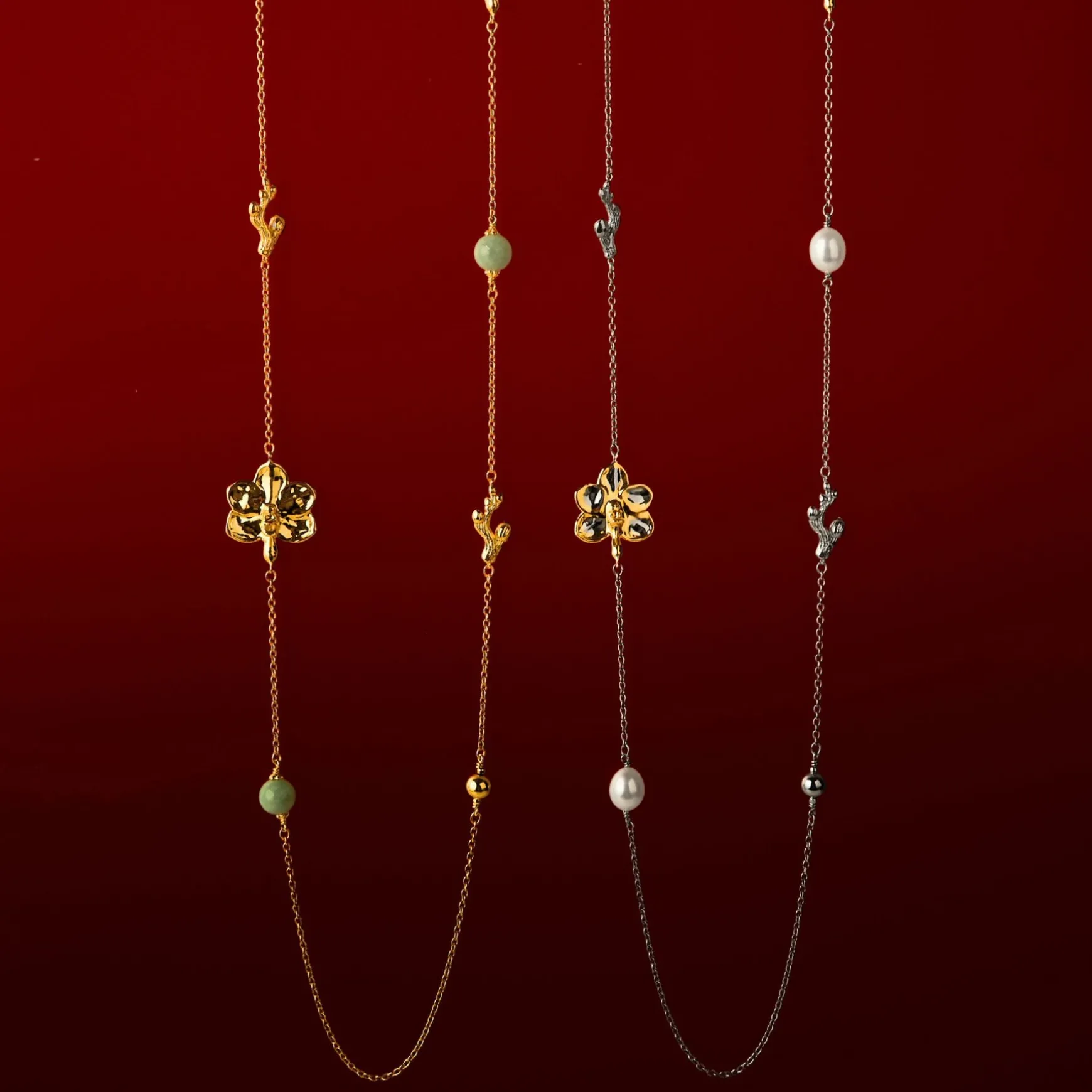 Blossom Long Necklace with Jadeite in Gold