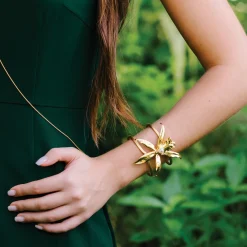 1974 Brassidium Cuff Bangle