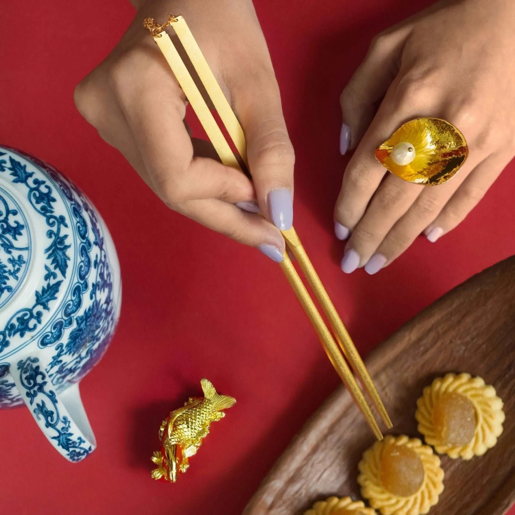 Chopsticks with Carp Rest
