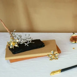 Garden Odyssey Groves Pen and Name Card Holder
