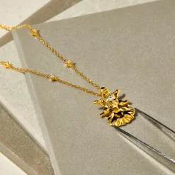 1974 Oncidium Engeline Lee Necklace