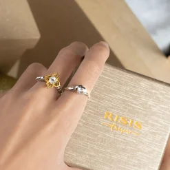 Peranakan Moments Beadwork Ring with White Topaz