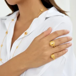 Peranakan Spheres Large Ring with White Topaz (G)