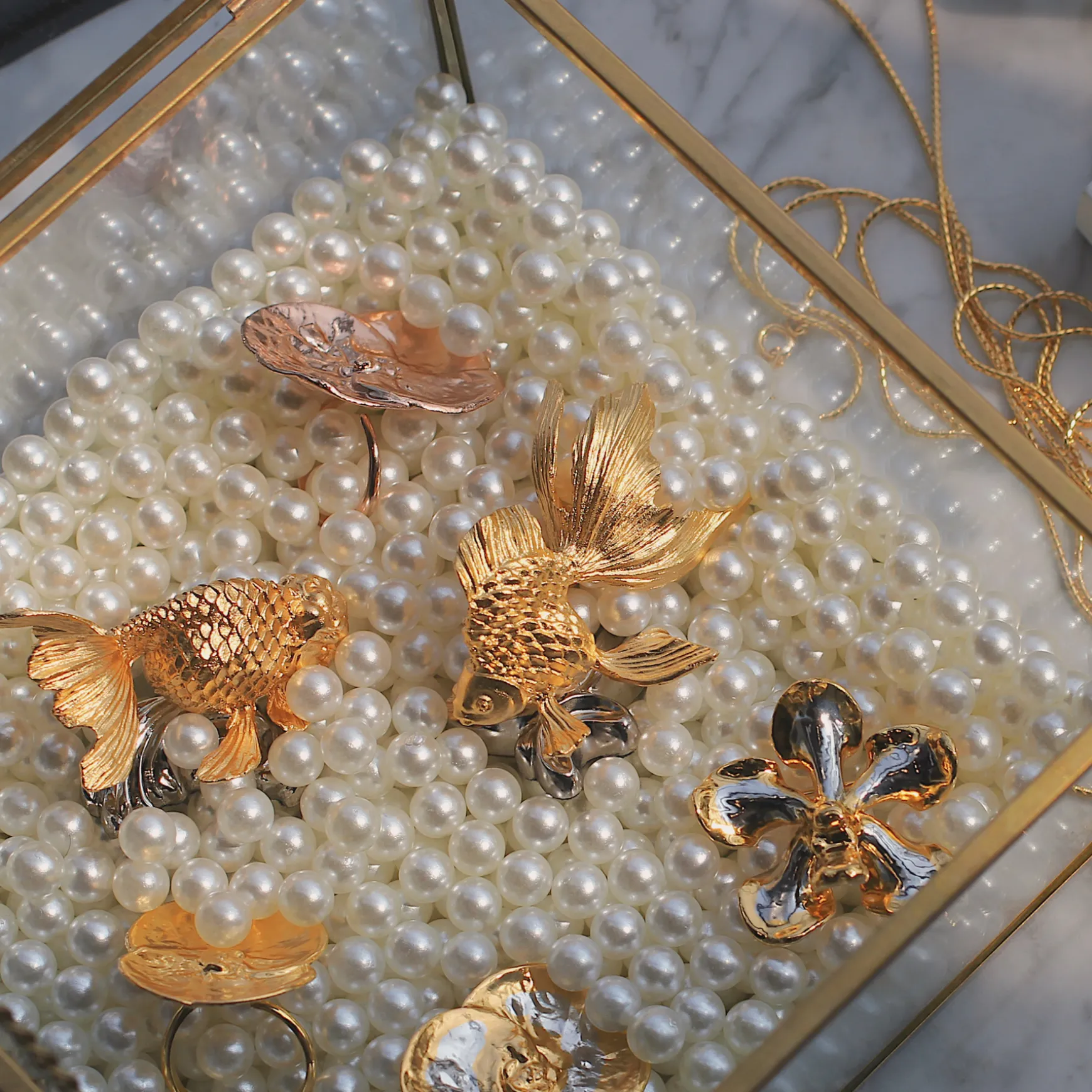 Ranchu Goldfish Name Card Holder (Small)