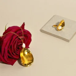 Rose Petal Necklace with Pearl