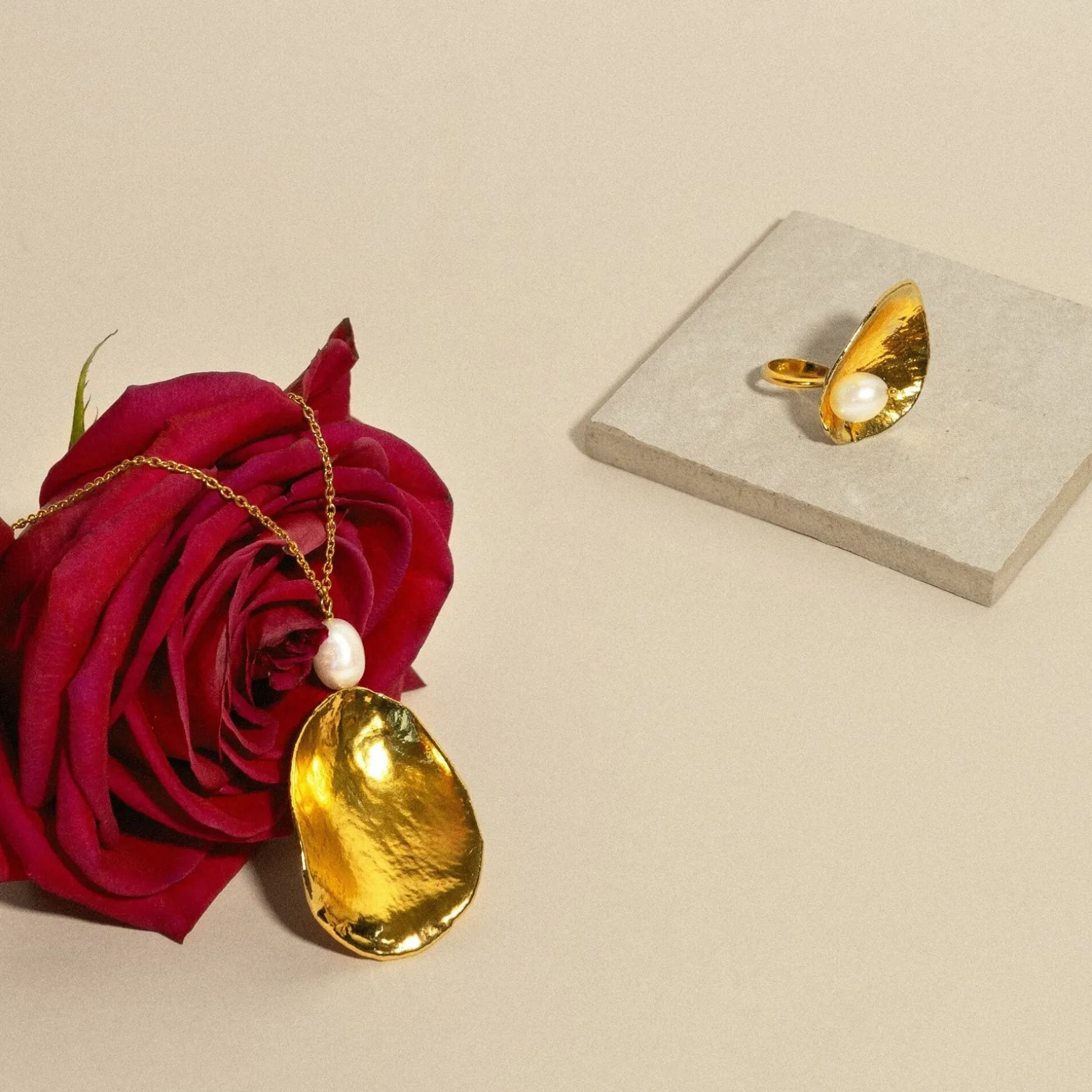 Rose Petal Ring with Pearl