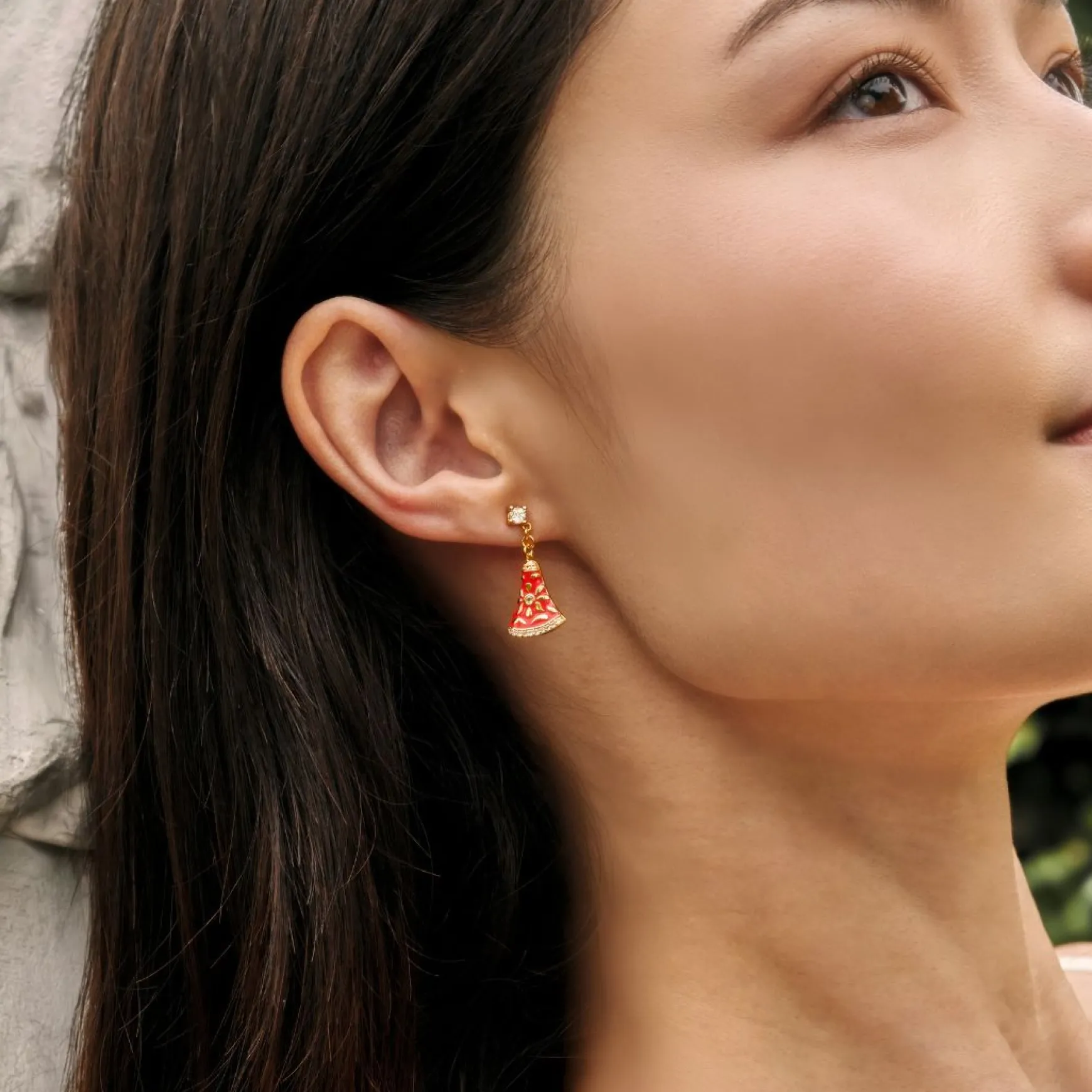 Sweet Nyonya Earrings in Gold with White Topaz