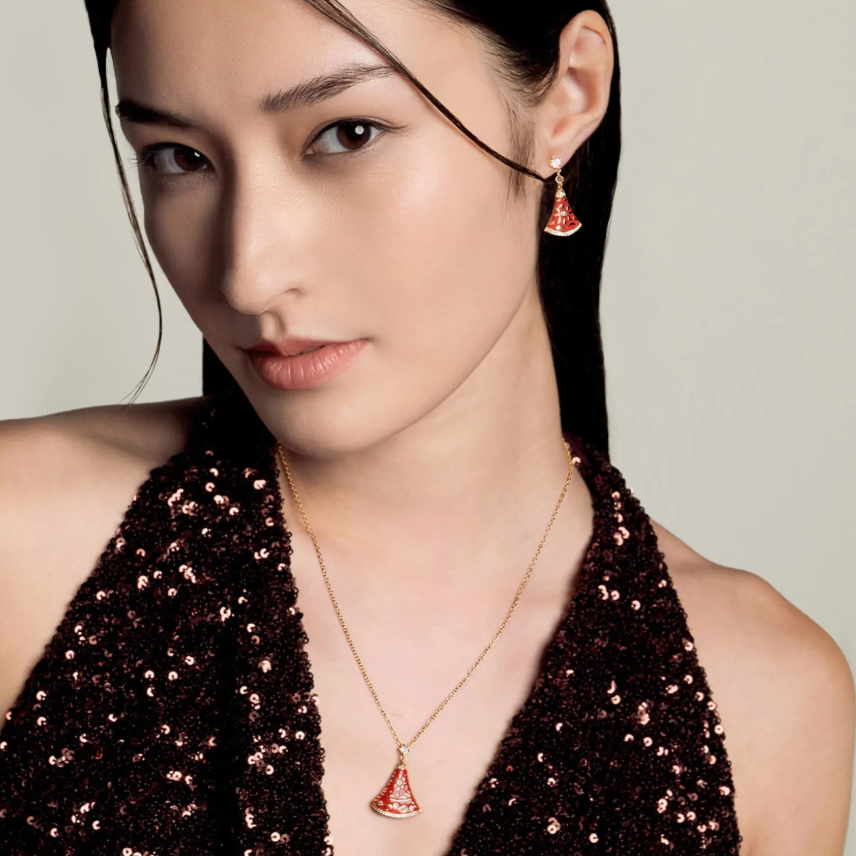 Sweet Nyonya Necklace in Gold with White Topaz