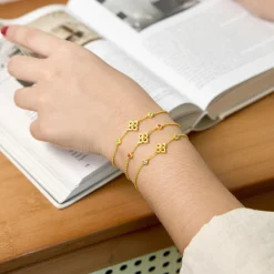 Timeless Peranakan Bracelet with White Topaz