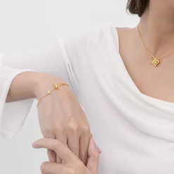 Timeless Peranakan Small Necklace With Peridot